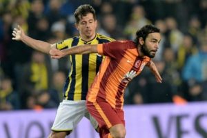 Emre Bel&ouml;zoğlu yine uslu durmadı