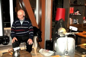 Efsane motosiklet&ccedil;i gen&ccedil;lerle buluştu