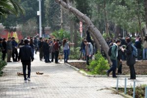 Ege &Uuml;niversitesi'nde gerginlik: 1 g&ouml;zaltı