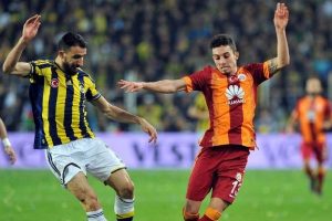 F.Bah&ccedil;e'de Mehmet Topal şoku !