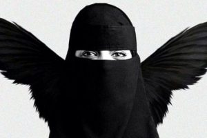 Suudi Arabistan'ın "pe&ccedil;eli" asi fenomen kızı