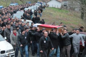Maden ocağında &ouml;len iş&ccedil;i son yolculuğuna uğurlandı