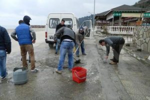 Tirilye sahili aydınlatmasına k&ouml;kl&uuml; bakım