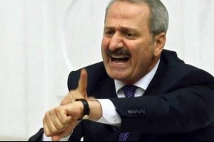 Zafer &Ccedil;ağlayan'a getirilen saatin cezası yatırıldı
