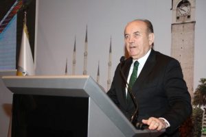 Metro ihalesi davasında Kadir Topbaş'a beraat