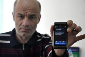 SMS'le işten kovulan madencilere tazminat