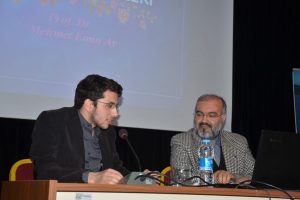 Bursa M&uuml;ft&uuml;s&uuml; Ay'dan &uuml;niversitelilere konferans