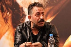 Cem Yılmaz &ccedil;ileden &ccedil;ıktı