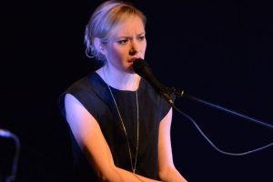 Fredrika Stahl hayranlarıyla Nil&uuml;fer'de buluştu