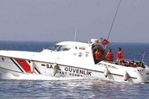 &Ccedil;anakkale Boğazı'nda gerginlik! Uyarı ateşi a&ccedil;ıldı