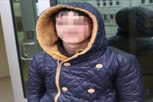 Kavgayı ayırmak isterken bı&ccedil;aklandı