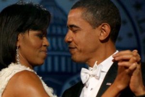 Obama'ya yaptığı benzetme işinden etti