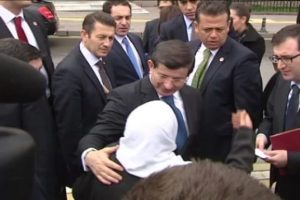 Davutoğlu vatandaşlarla sohbet etti