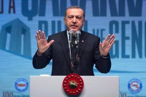 'Avrupa ve ABD sadece 3-5 vatandaşının derdinde'