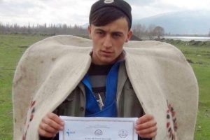 Diplomalı &ccedil;obanlar iş başında