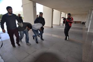 &Uuml;zerinden 8 farklı kimlik &ccedil;ıktı
