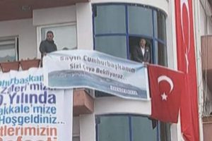 Erdoğan bu sefer o pankartı g&ouml;rmedi