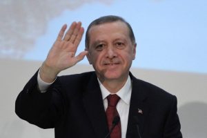 Erdoğan: "Romanlarla birlikte b&uuml;y&uuml;d&uuml;m"