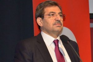 Churchill Amca'ya seslendi: 'Bu &uuml;lkeyi budattırmayacağız'