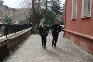 YGS'de kimliğini unutanların imdadına polis yetişti