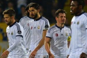 Bakkal'dan Fenerbah&ccedil;e'ye ağır fatura!