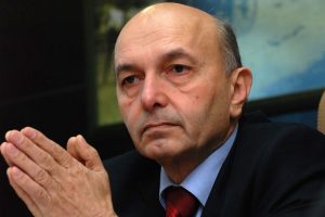 Kosova'da referandum yasası tartışması