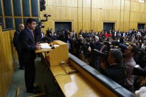 Demirtaş'tan tek c&uuml;mlelik grup toplantısı