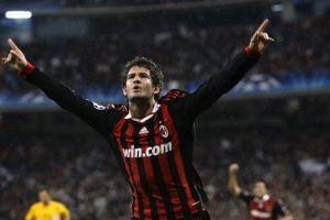 Pato Galatasaray'ın kapısından d&ouml;nm&uuml;ş