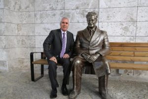 Bursa'ya değer katan isimler Nil&uuml;fer'de hayat buldu