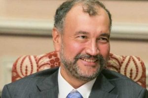 Murat &Uuml;lker şirkette 'bey' kelimesini yasakladı