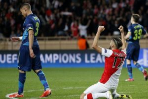 Arsenal'a Fransa'da 2 gol yetmedi!