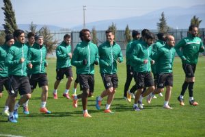 Akhisar Belediyespor'da sarı kart alarmı!