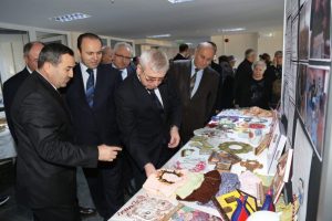 Bursa'da huzurevi sakinlerinden &ouml;zel sergi
