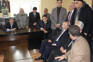 CHP lideri Kılı&ccedil;daroğlu cemevi ziyaretinde bulundu