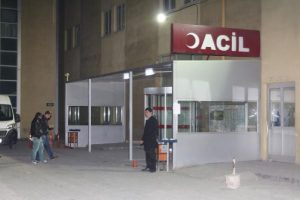 Salgın hastalık ş&uuml;phesiyle karantinaya alınan acil servis 2,5 saat sonra a&ccedil;ıldı