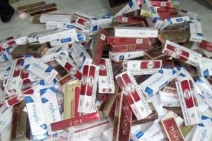 Otob&uuml;s&uuml;n bagajında 600 ka&ccedil;ak sigara ele ge&ccedil;irildi