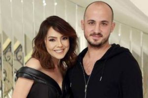 Ebru G&uuml;ndeş'in klibini Sıla'nın sevgilisi &ccedil;ekti...