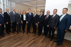 "Artık &uuml;lkeler değil, şehirler yarışıyor"