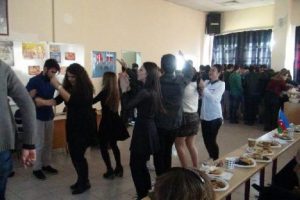 Rusların kış ugurlama bayramı Kars'ta kutlandı
