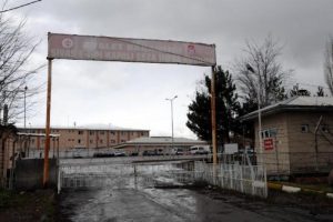 Cezaevinde 'pembe oda' cinayeti, 3 santimlik bı&ccedil;akla işlendi