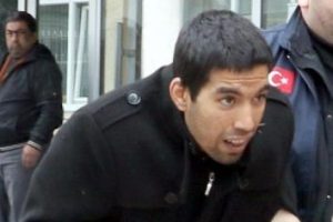 Parktaki yan bakma cinayetinde 4 g&ouml;zaltı