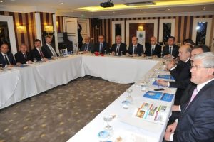 Belediye başkanları İneg&ouml;l'de toplandı