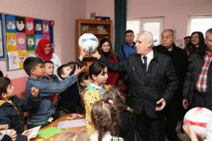 Bozbey bu hafta G&uuml;ng&ouml;ren Mahallesi'ndeydi
