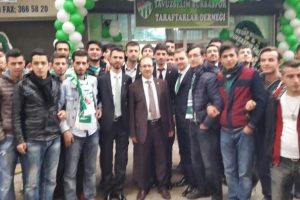 Şener &Ouml;zt&uuml;rk'e Bursaspor Taraftarlar Derneği'nden b&uuml;y&uuml;k ilgi