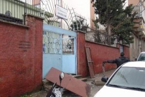 Hırsızlar namaz saatini hesaplayamayınca...