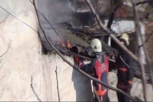 Yangın &ccedil;ıkardığı iddia edilen tinercilere tepki