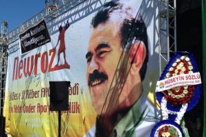 MHP'li Başkan Nevruz'a yanlışlıkla &ccedil;i&ccedil;ek g&ouml;ndermiş