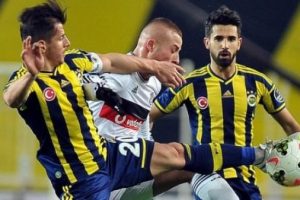 Taraftar istedi, Sow Kartal'ı avladı!