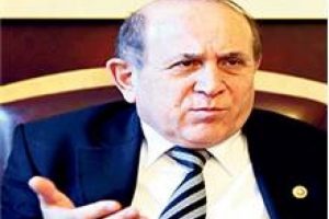 AK Partili Kuzu, Arın&ccedil;'ı eleştirdi