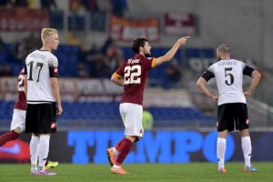 Roma'yı De Rossi sırtladı!